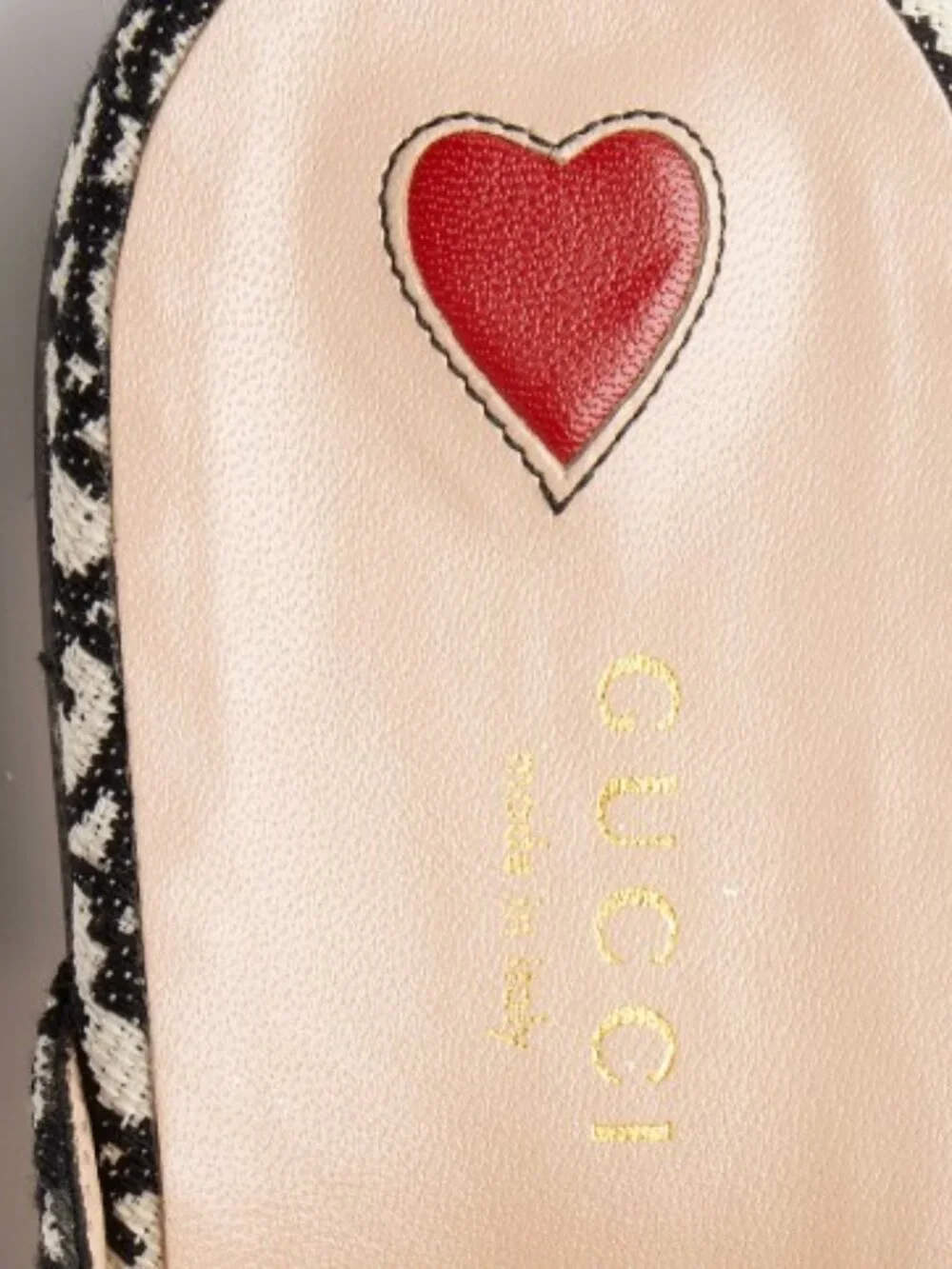 $990 BRAND NEW IN BOX authentic Gucci GG Canvas Princetown Mules Size 8.5 / 38.5 - Picture 3 of 17